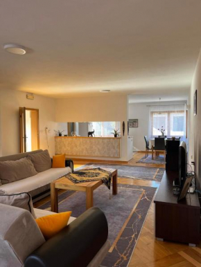 Sunrise Apartment